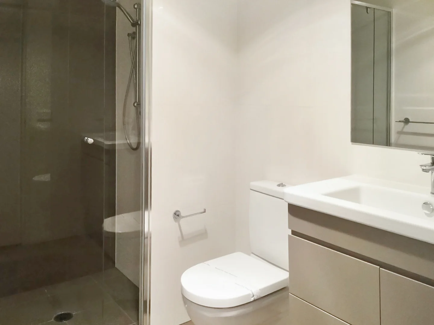 Additional image 10 of Lyons ACT 2606