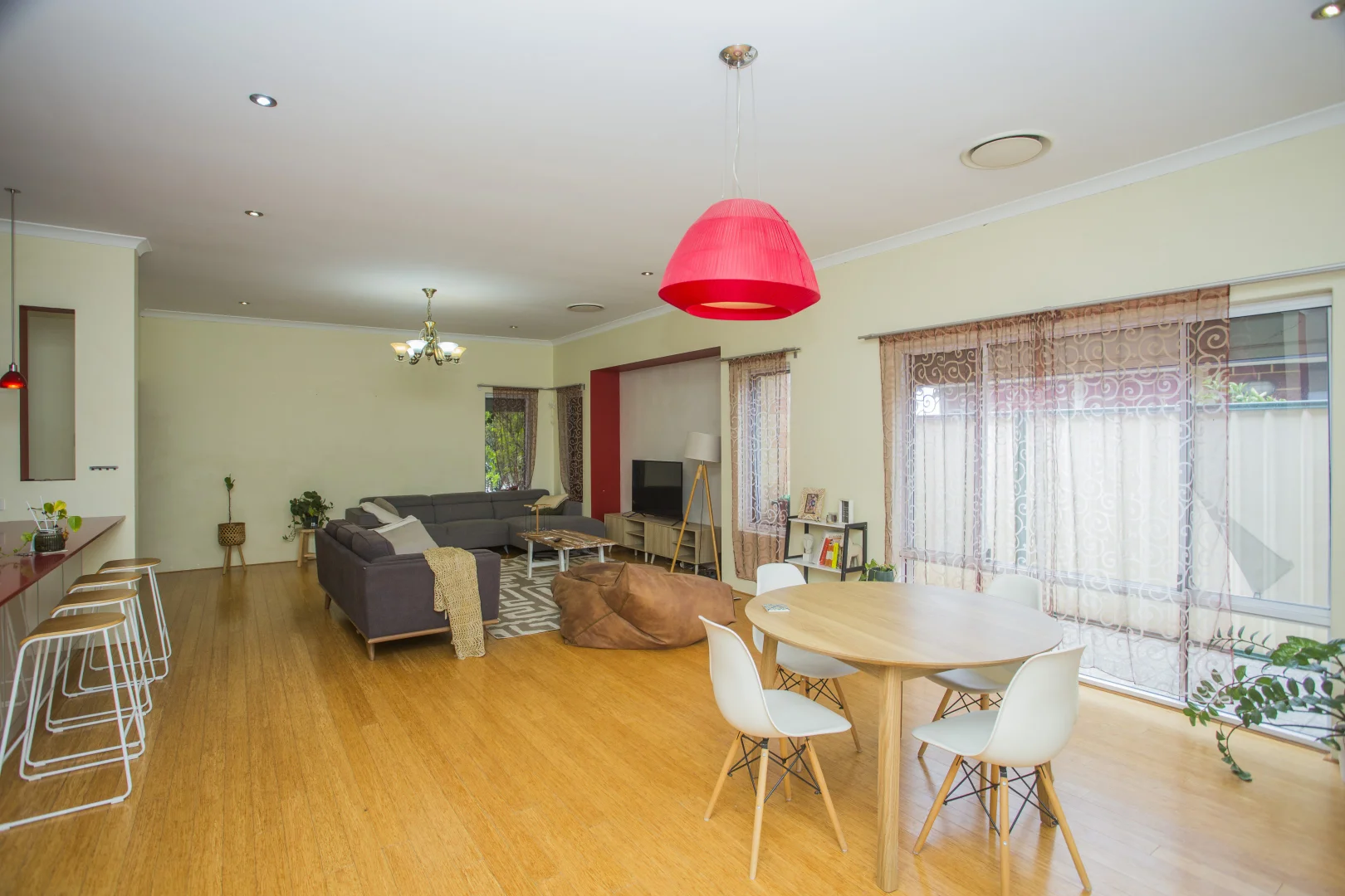 Additional image 43 of 94 Macquarie Boulevard, Hammond Park WA 6164