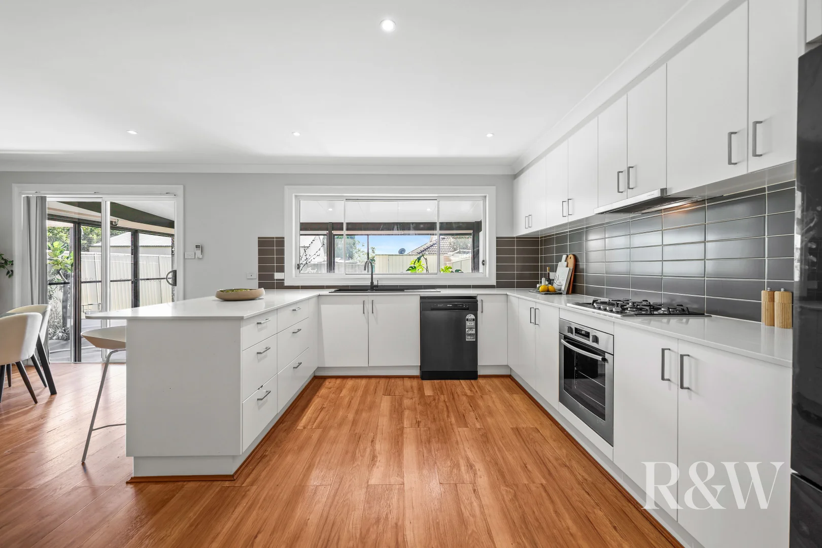 Additional image 9 of 4B VAUCLUSE PLACE, Glen Alpine NSW 2560