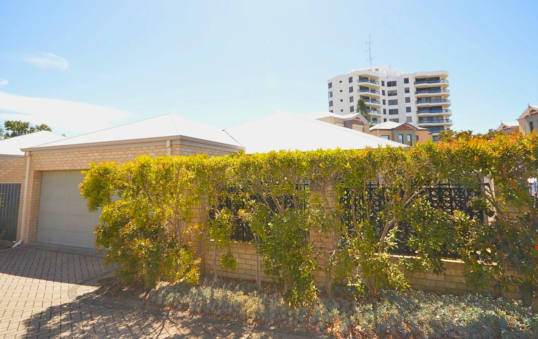 19/6 Valley Road, Halls Head WA 6210