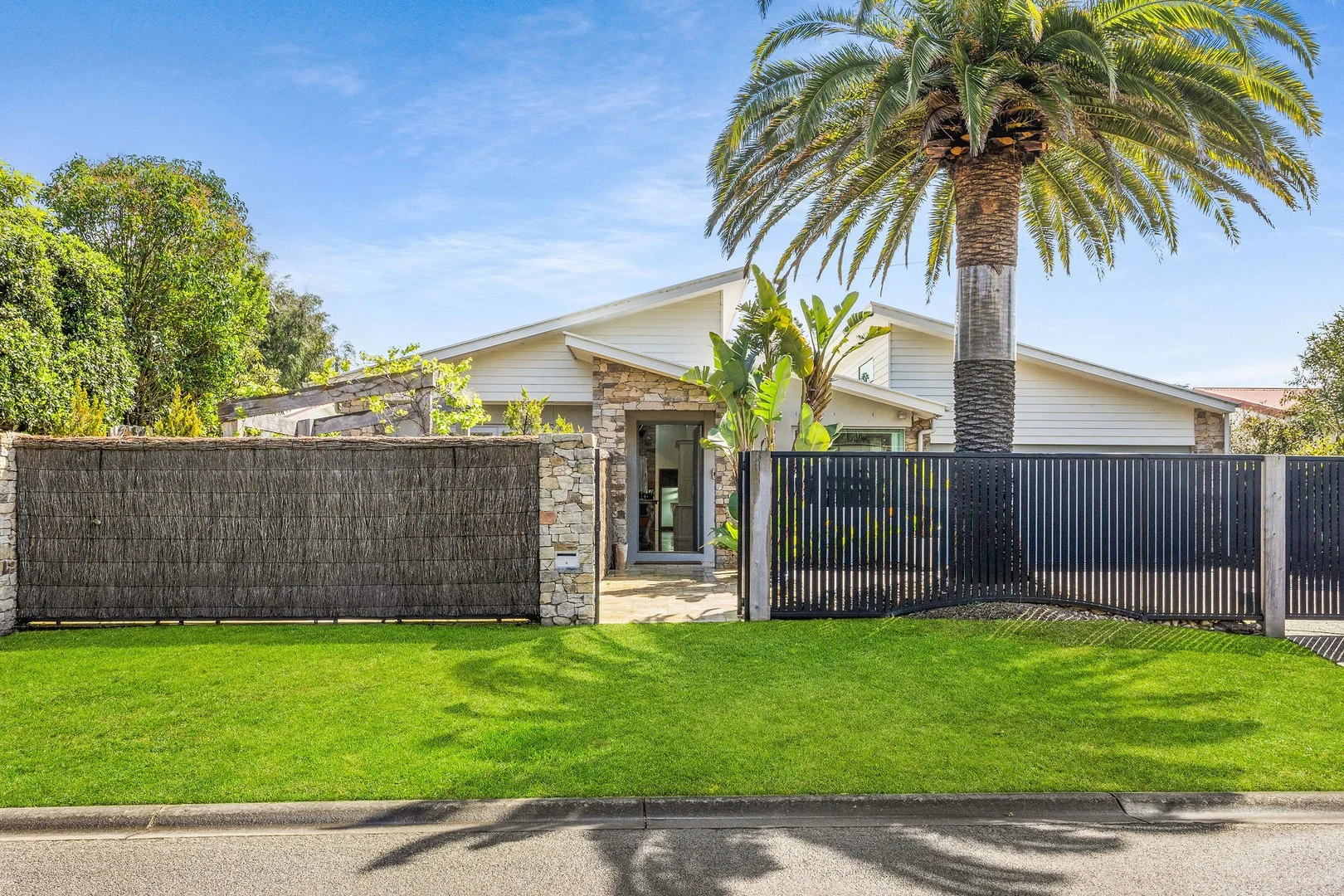 18 Noel Street, Rye VIC 3941