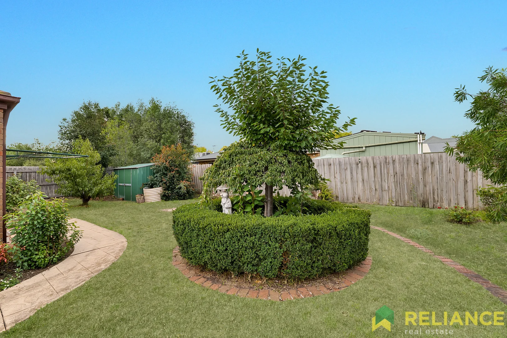 Additional image 20 of 17 Glenbrook Gardens, Brookfield VIC 3338