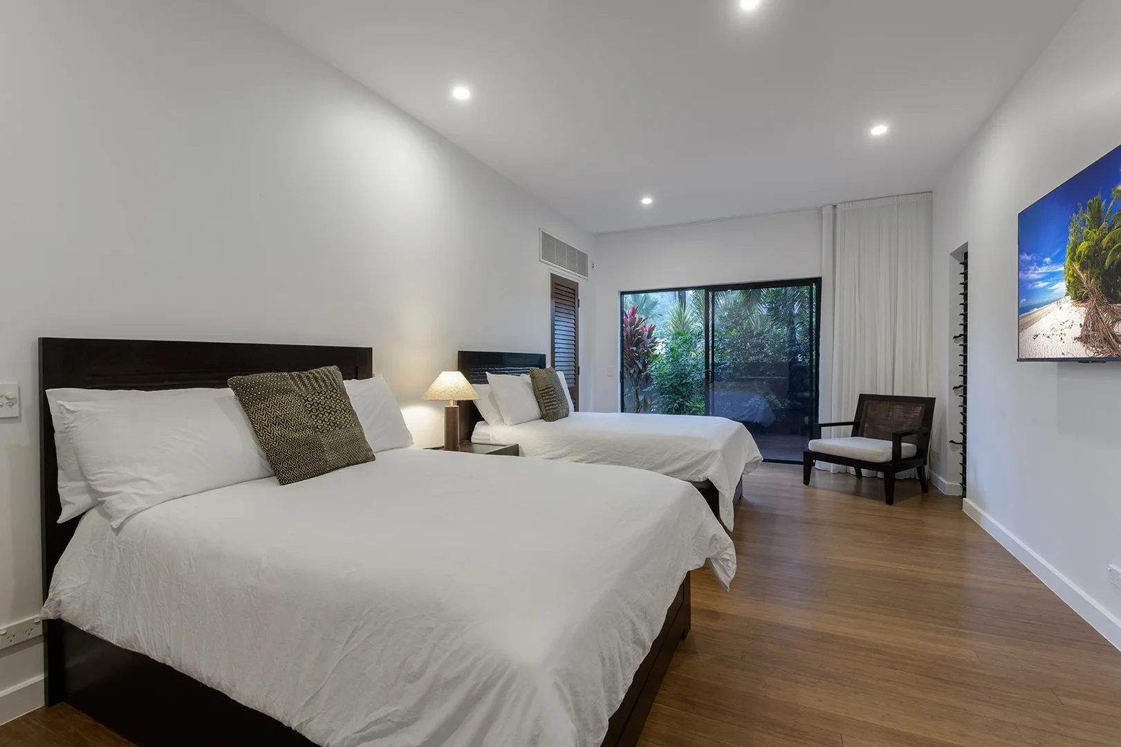 Additional image 16 of 35 Beachfront Mirage Drive, Port Douglas QLD 4877