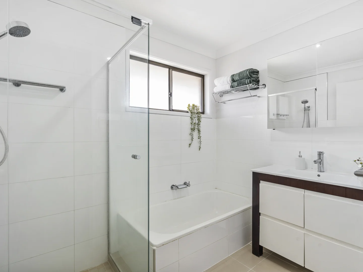 Additional image 18 of 20 Manakin Avenue, Burleigh Waters QLD 4220