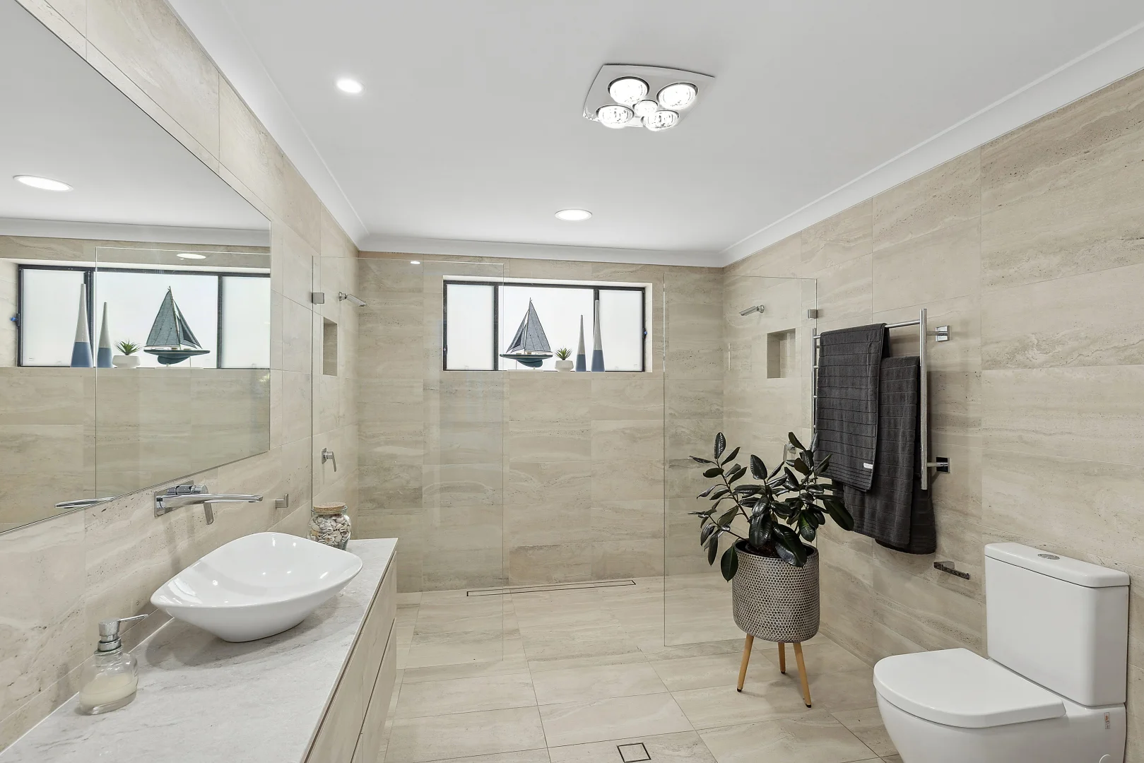 Additional image 8 of 287A Avoca Drive, Green Point NSW 2251