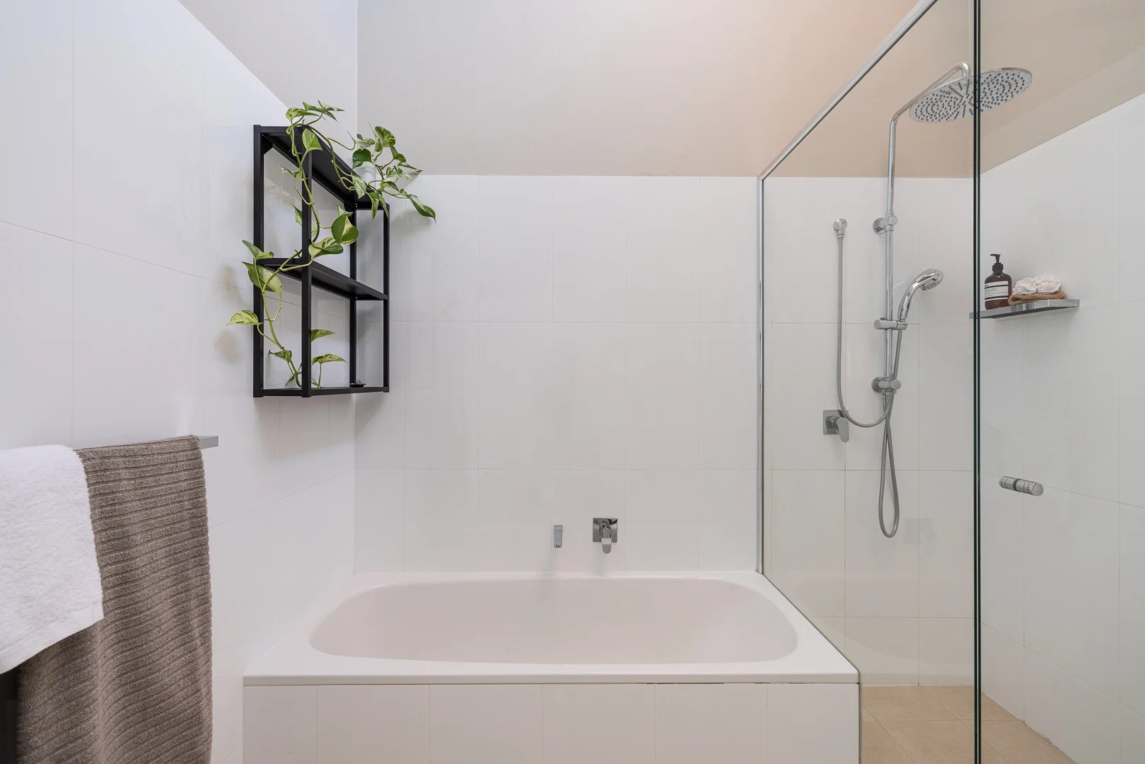 Additional image 21 of 14/10-16 Batemans Road, Gladesville NSW 2111