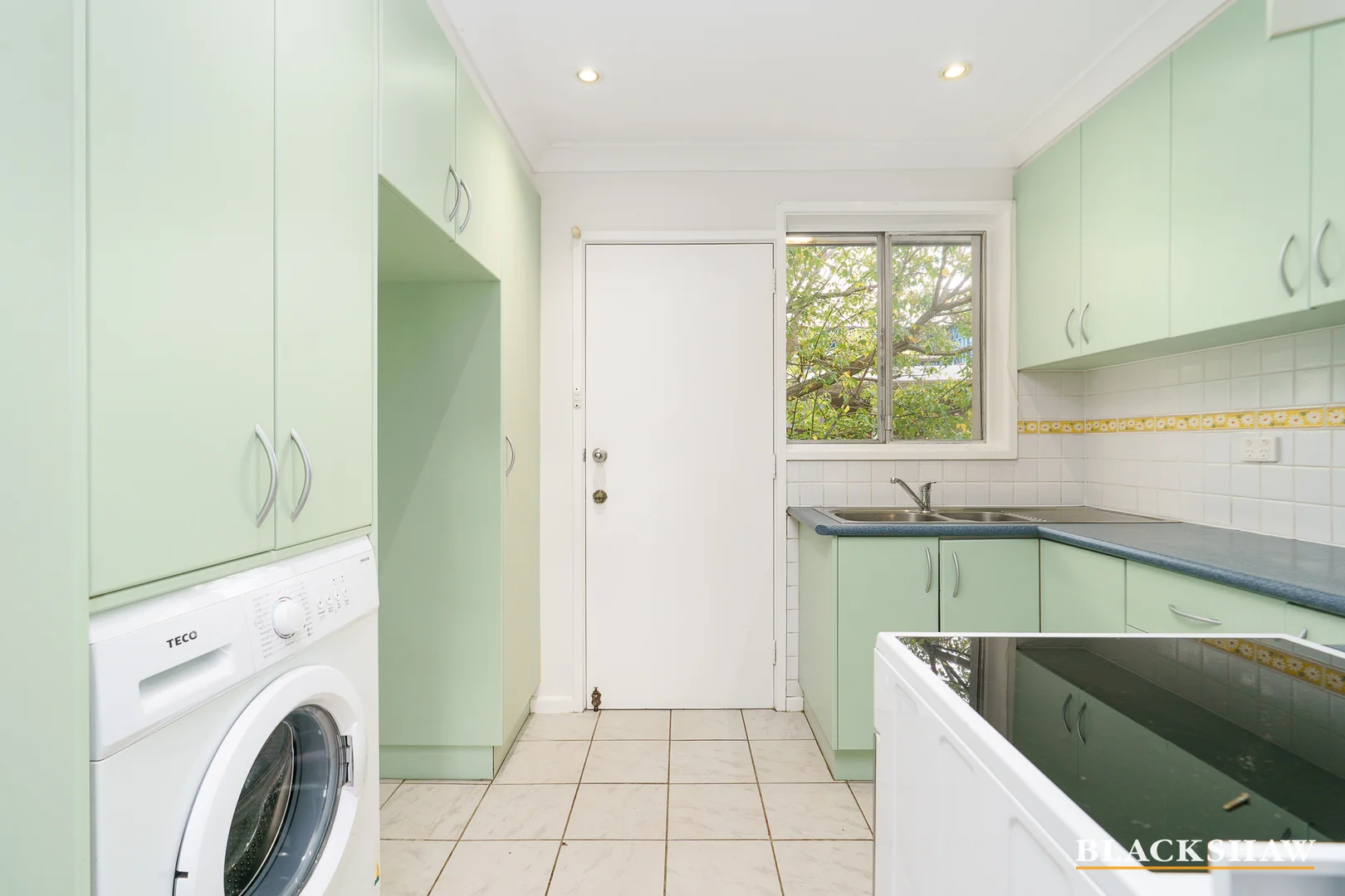 Additional image 5 of 2/16 Wilgabar Way, Karabar NSW 2620