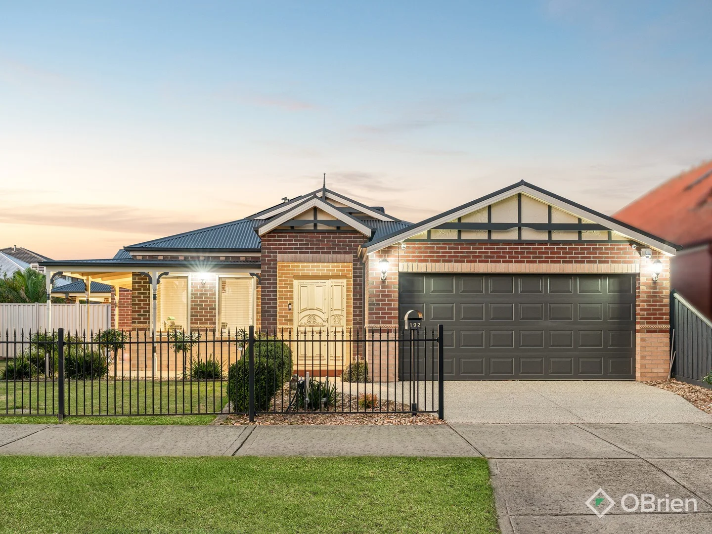192 Linsell Boulevard, Cranbourne East VIC 3977