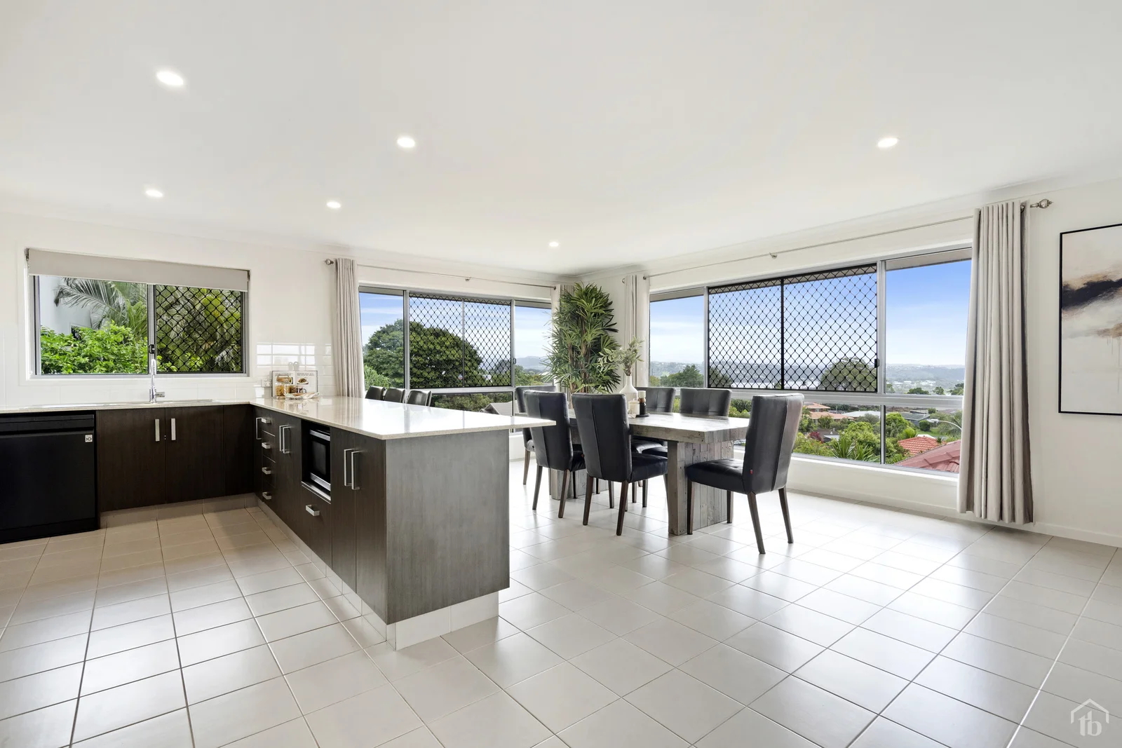 Additional image 8 of 50 Kintyre Crescent, Banora Point NSW 2486