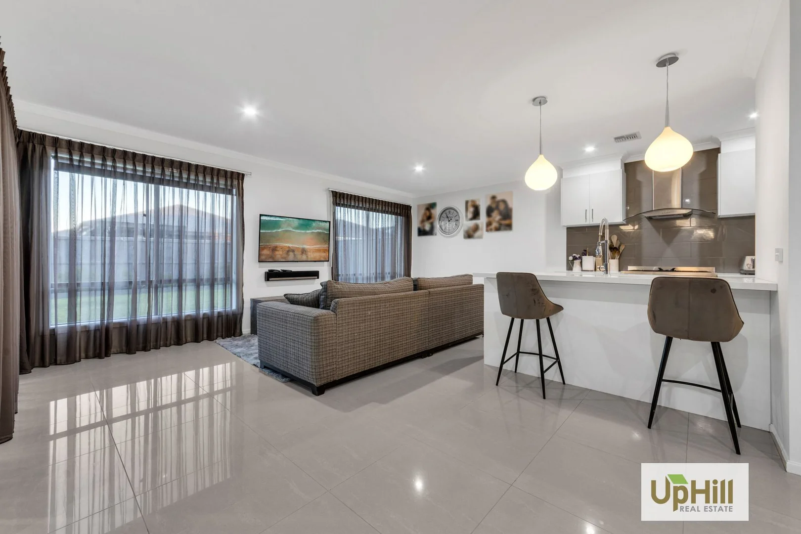 Additional image 14 of 27 Picnic Avenue, Clyde North VIC 3978