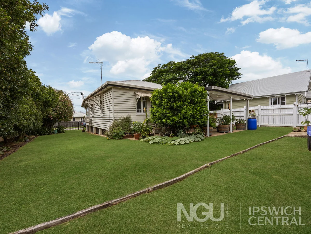 Additional image 22 of 1 & 2 / 25 Teape Street, Silkstone QLD 4304