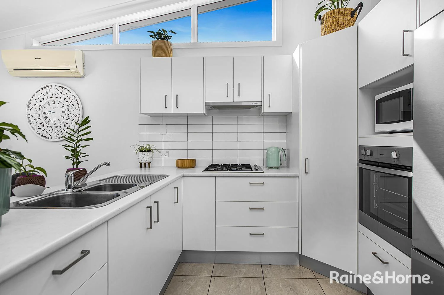 Additional image 5 of 242/687 Pacific Highway, Belmont NSW 2280