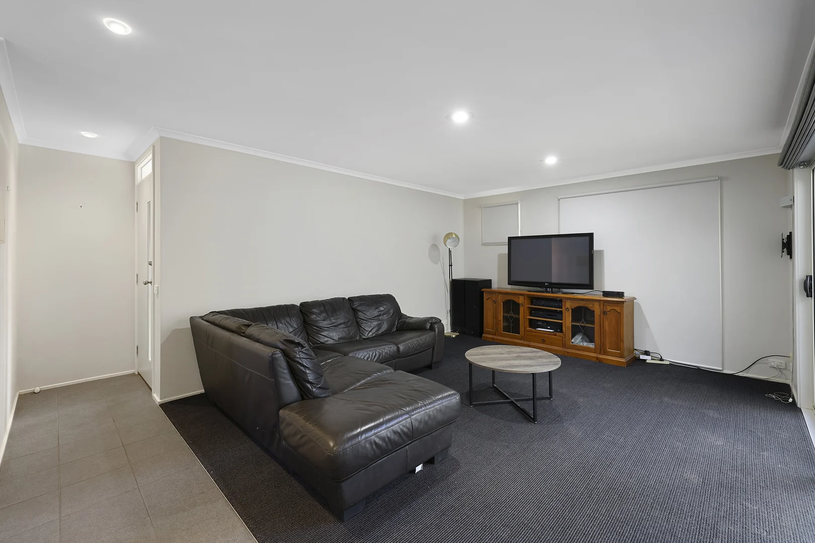 Additional image 3 of 2/3 Cameron Court, Drouin VIC 3818