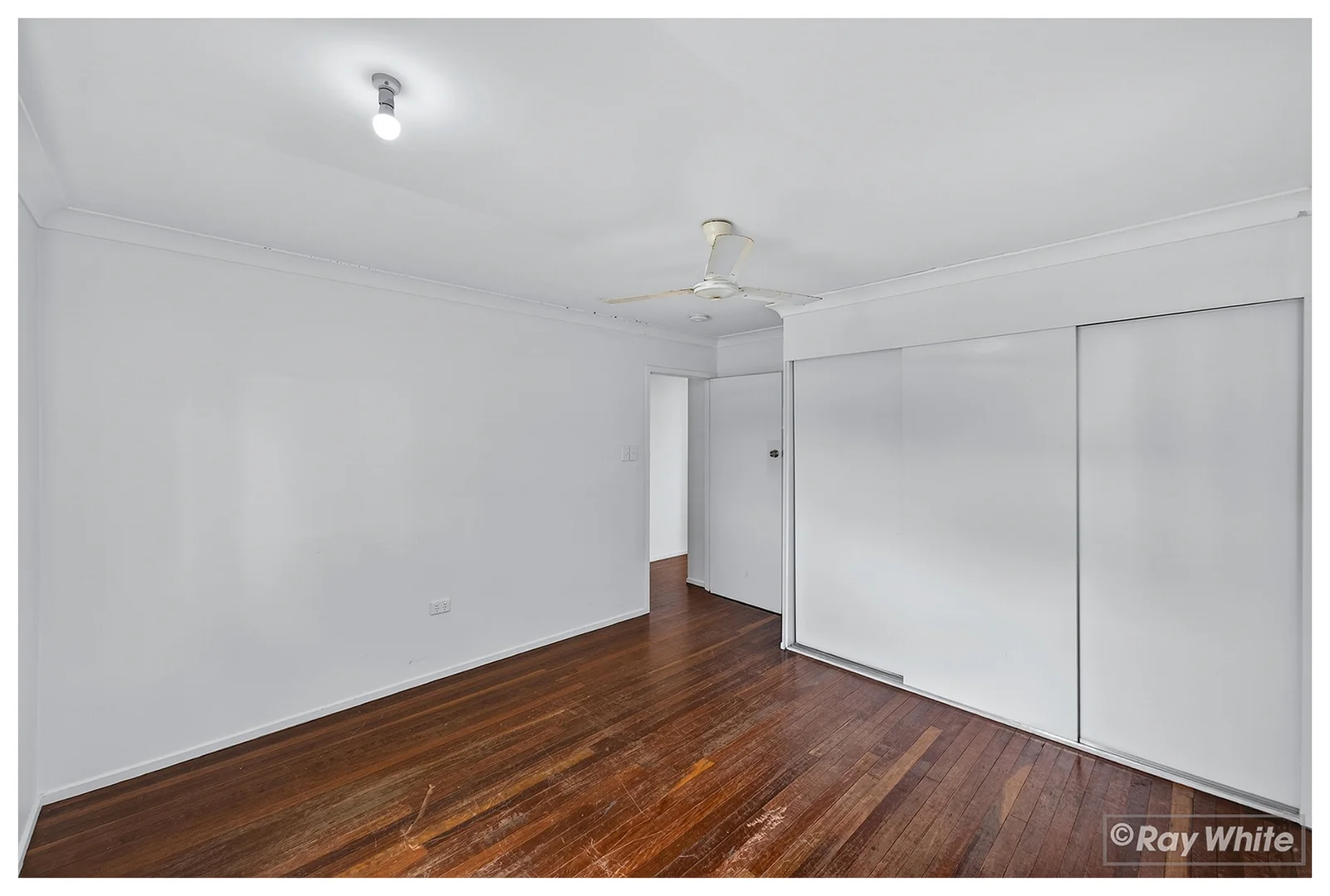 Additional image 21 of 267 Elphinstone Street, Koongal QLD 4701