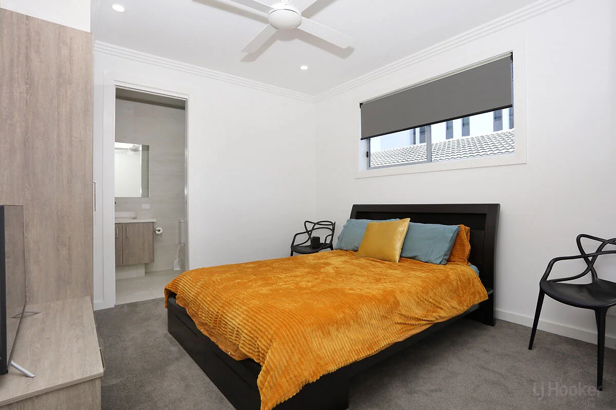 Additional image 11 of 2/49 Milton Avenue, Paradise Point QLD 4216
