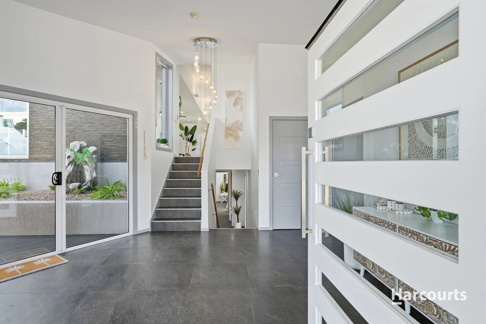 Additional image 18 of 16 Anchorage Court, Tranmere TAS 7018