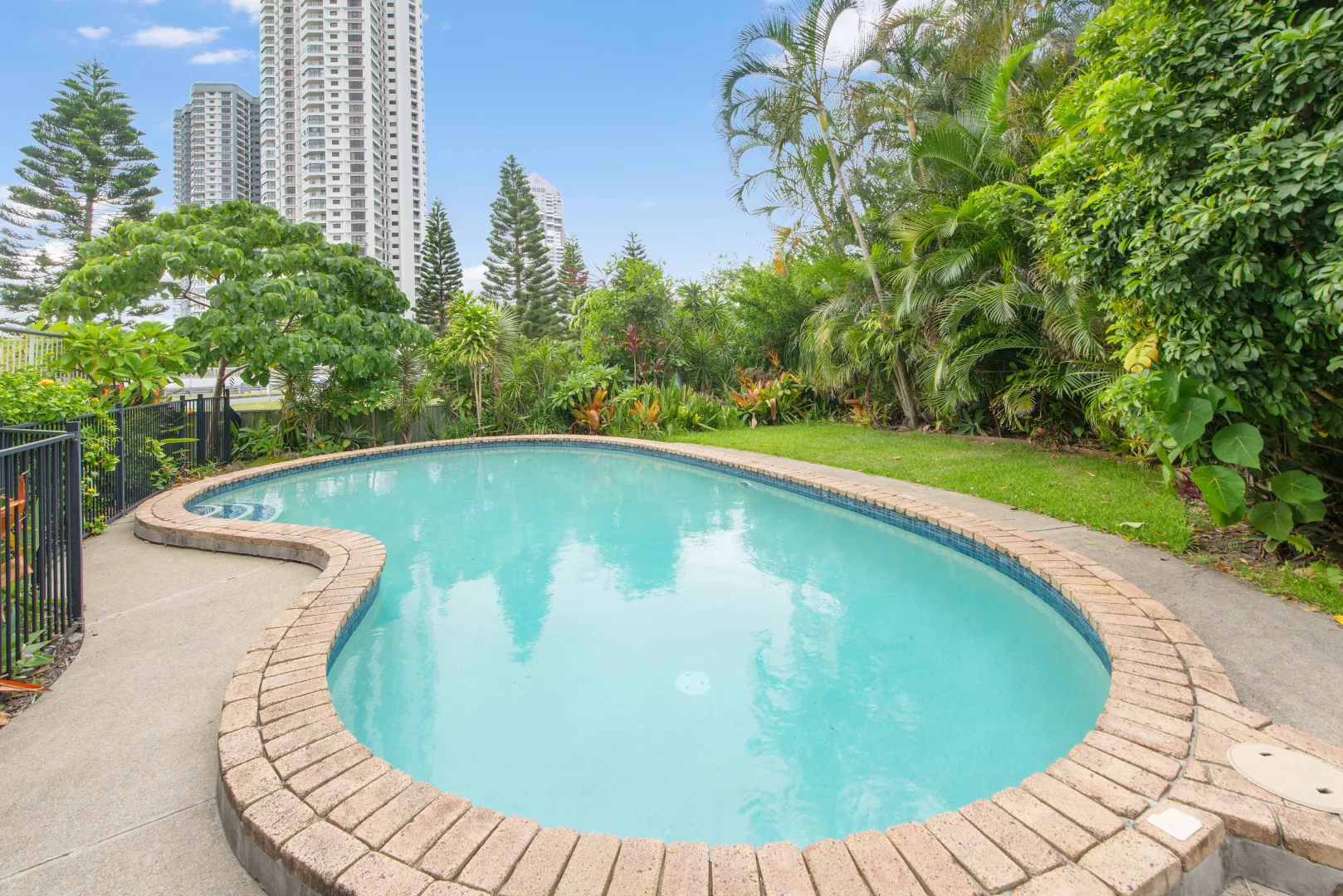 Additional image 15 of 10/192 Ferny Avenue, Surfers Paradise QLD 4217