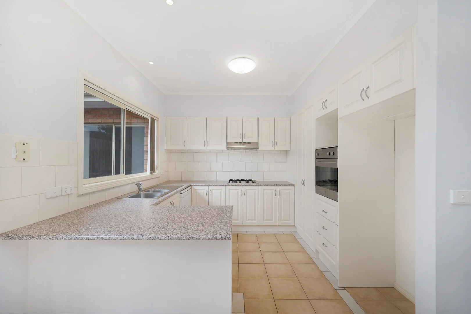 Additional image 4 of 2/1 Canna Street, Dromana VIC 3936