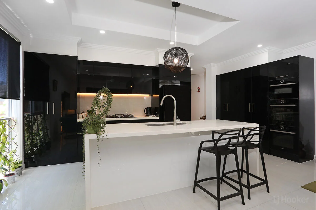 Additional image 2 of 2/49 Milton Avenue, Paradise Point QLD 4216