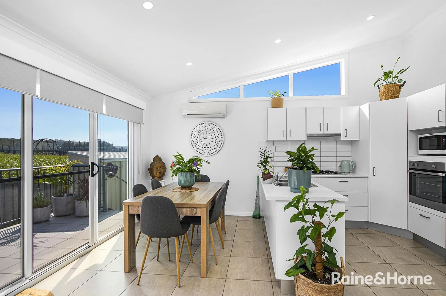 Additional image 8 of 242/687 Pacific Highway, Belmont NSW 2280