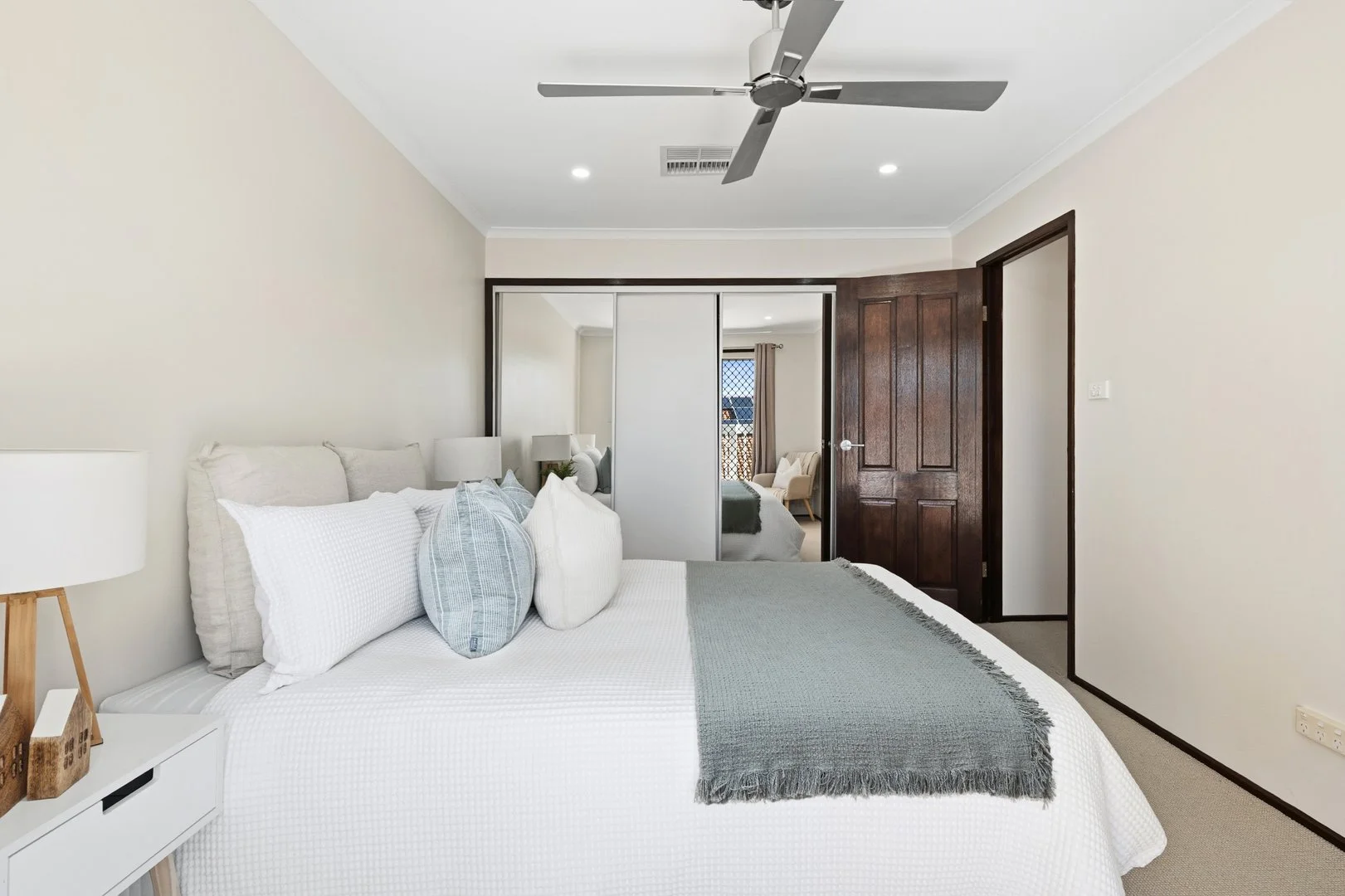 Additional image 29 of 4/32 Clamp Place, Greenway ACT 2900