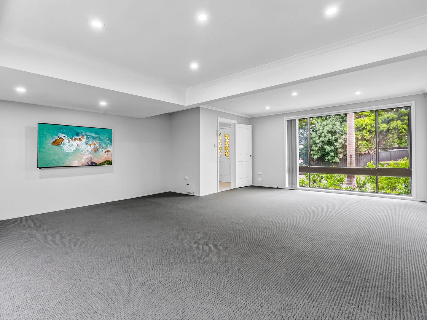 Additional image 4 of 242 Lakedge Avenue, Berkeley Vale NSW 2261