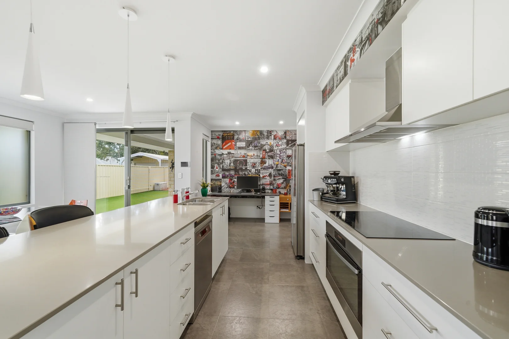 Additional image 11 of 8B South Crescent, Byford WA 6122
