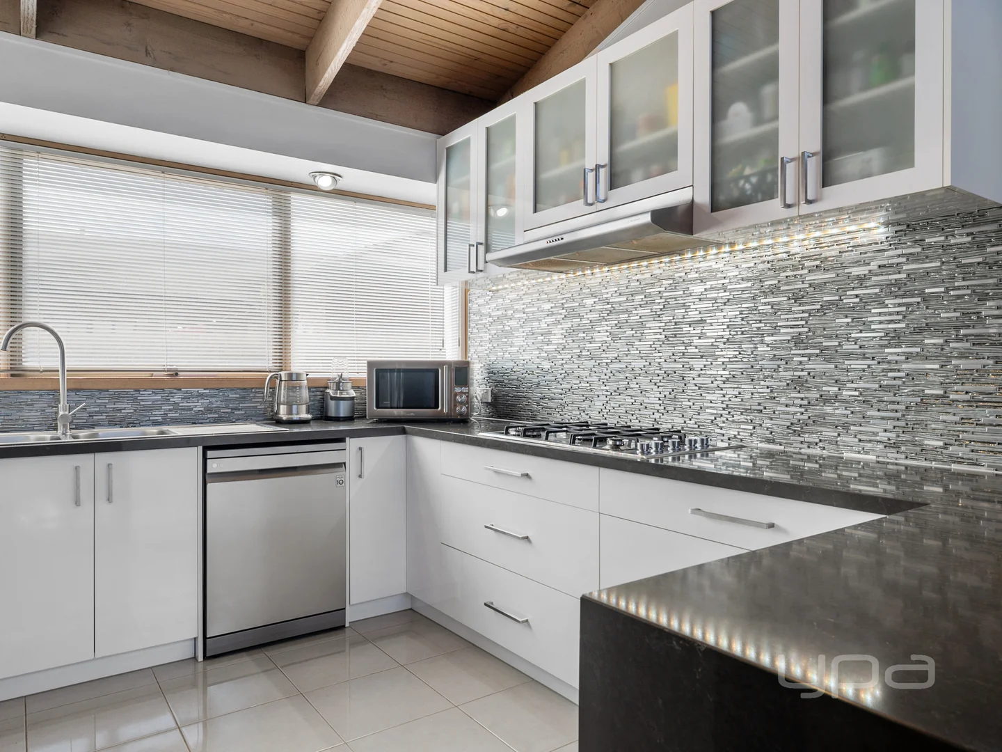 Additional image 10 of 33 Black Dog Drive, Brookfield VIC 3338