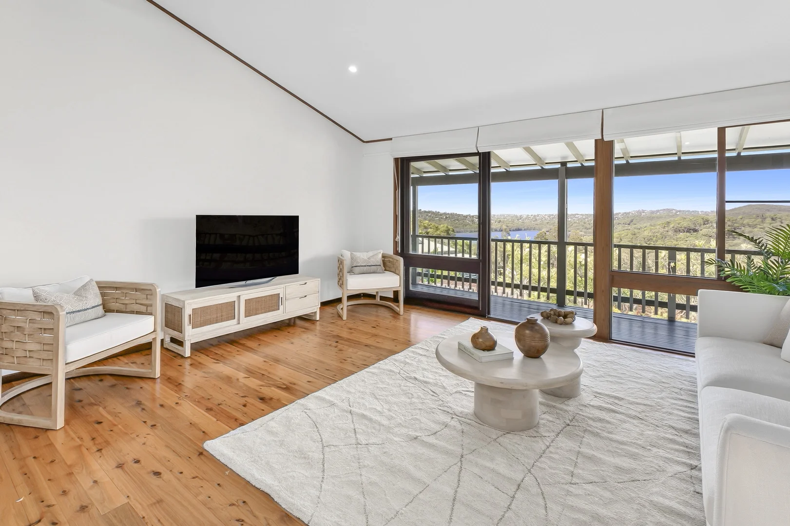 Additional image 2 of 33 Bungoona Avenue, Elanora Heights NSW 2101