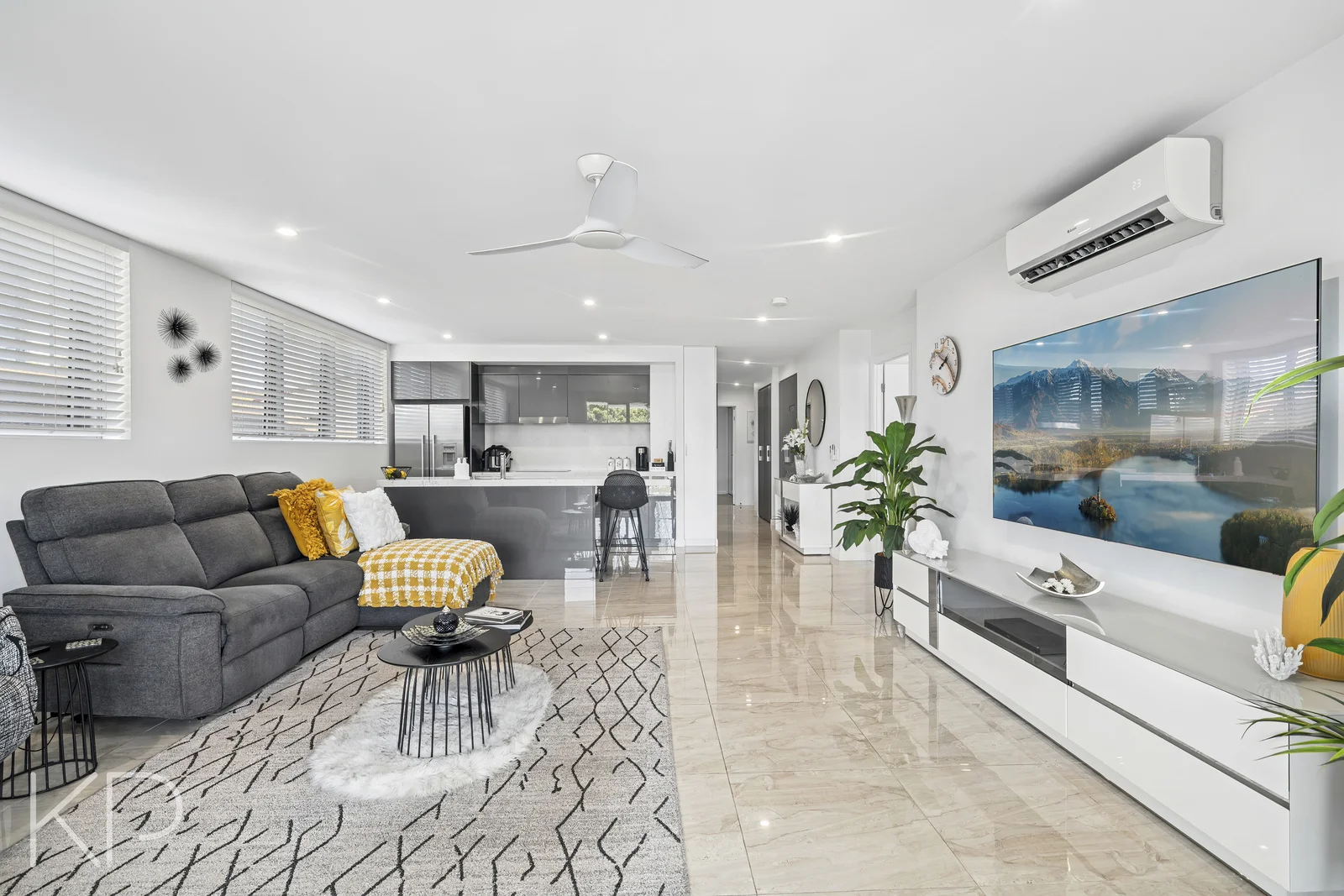 Additional image 12 of 201/14 Cannes Avenue, Surfers Paradise QLD 4217