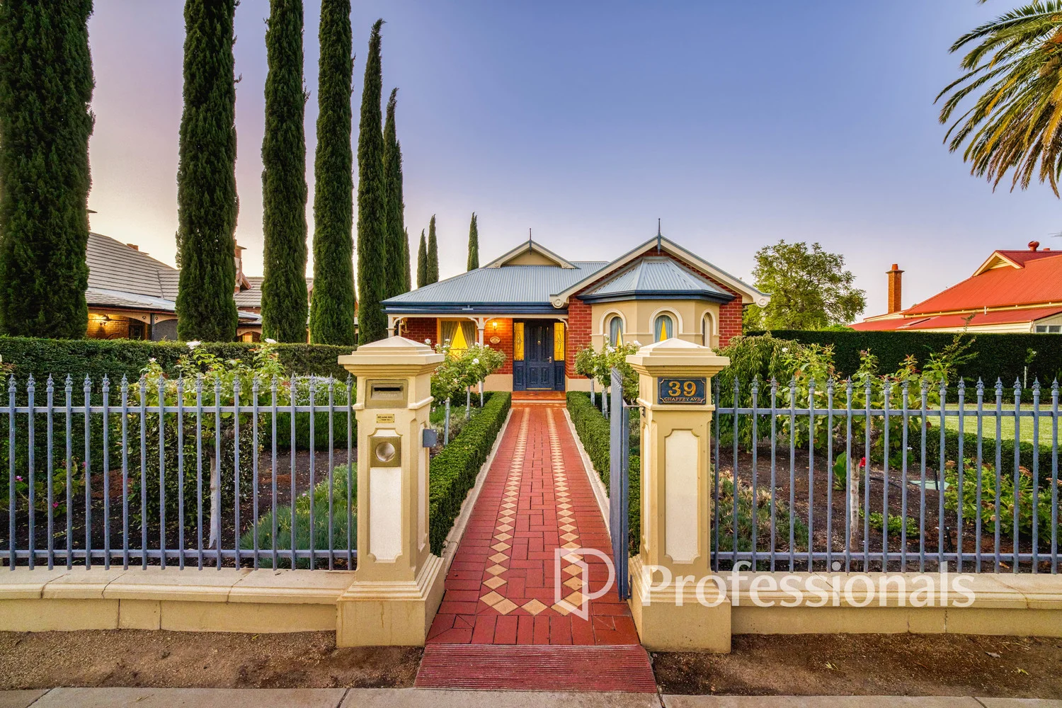 39 & 39a Chaffey Avenue, Mildura VIC 3500