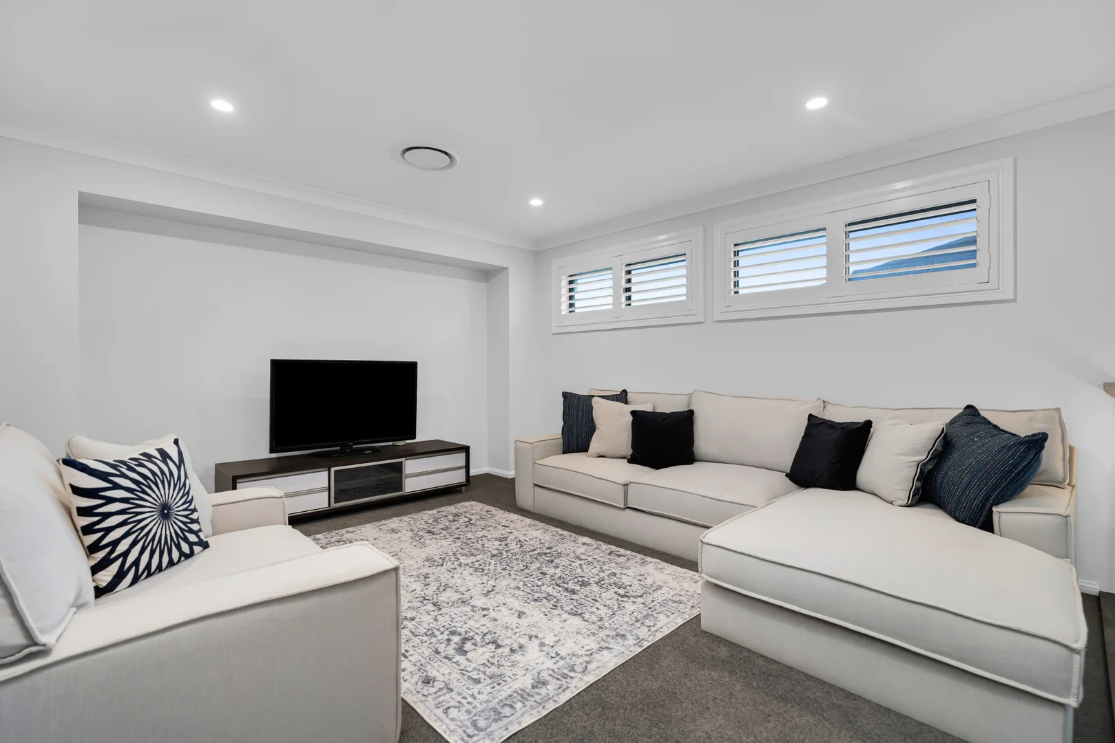 Additional image 11 of 17 Pleasant Circuit, Gledswood Hills NSW 2557