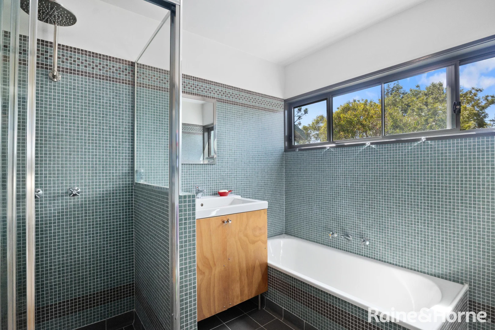 Additional image 10 of 131 Mitchell Parade, Mollymook Beach NSW 2539