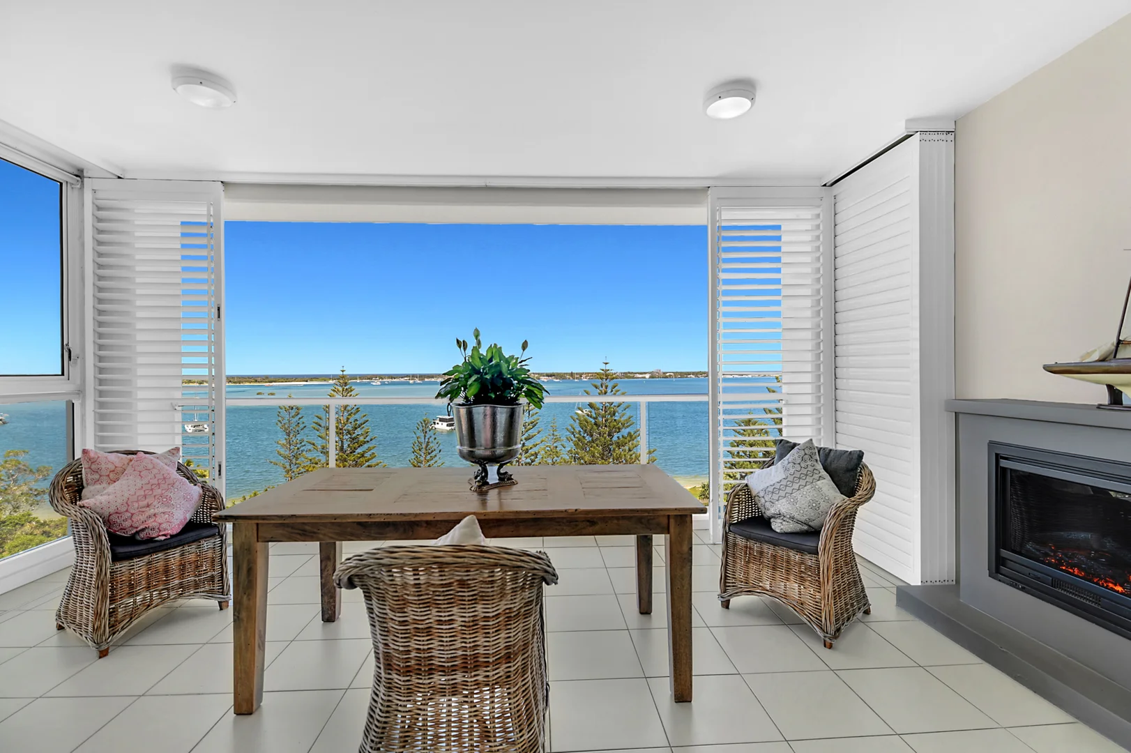 Additional image 5 of 803/212 Marine Parade, Labrador QLD 4215