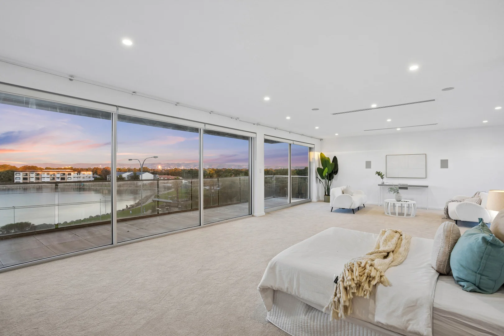 Additional image 21 of 25 Military Road, Tennyson SA 5022