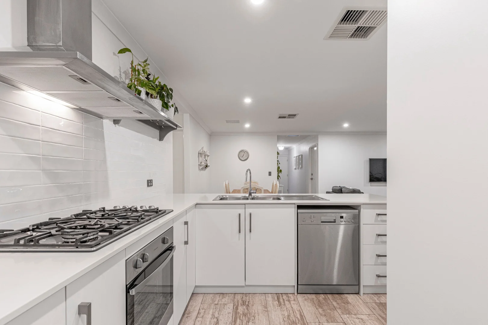 Additional image 12 of 400 Woollcott Avenue, Brabham WA 6055