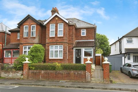 Oaktree Road, Southampton, Hampshire SO18