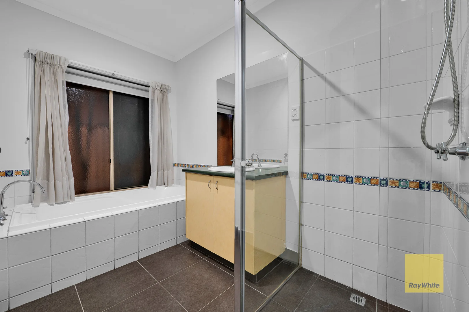 Additional image 9 of 207 Thames Boulevard, Tarneit VIC 3029