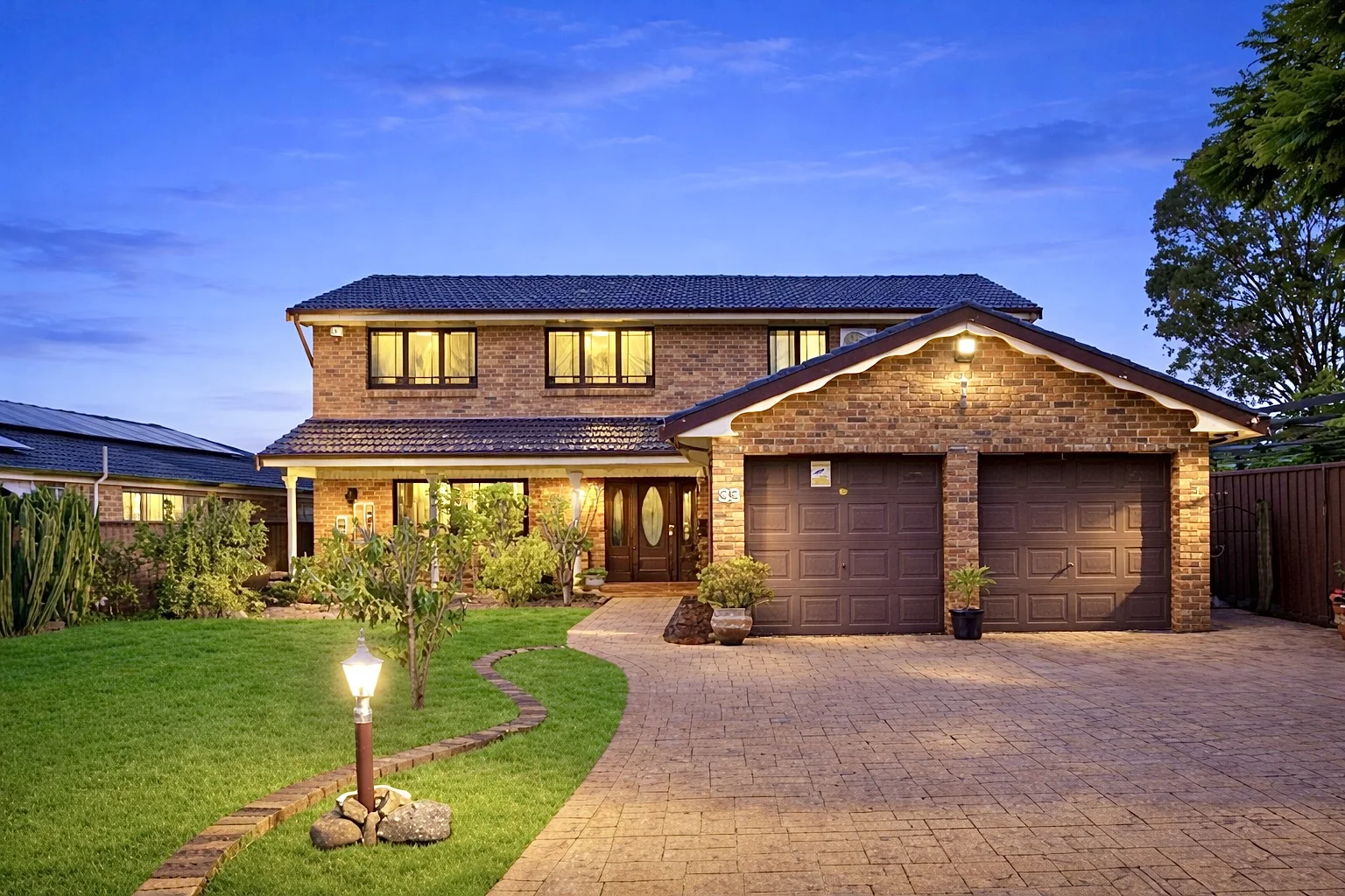 33 Cyclamen Place, Macquarie Fields NSW 2564