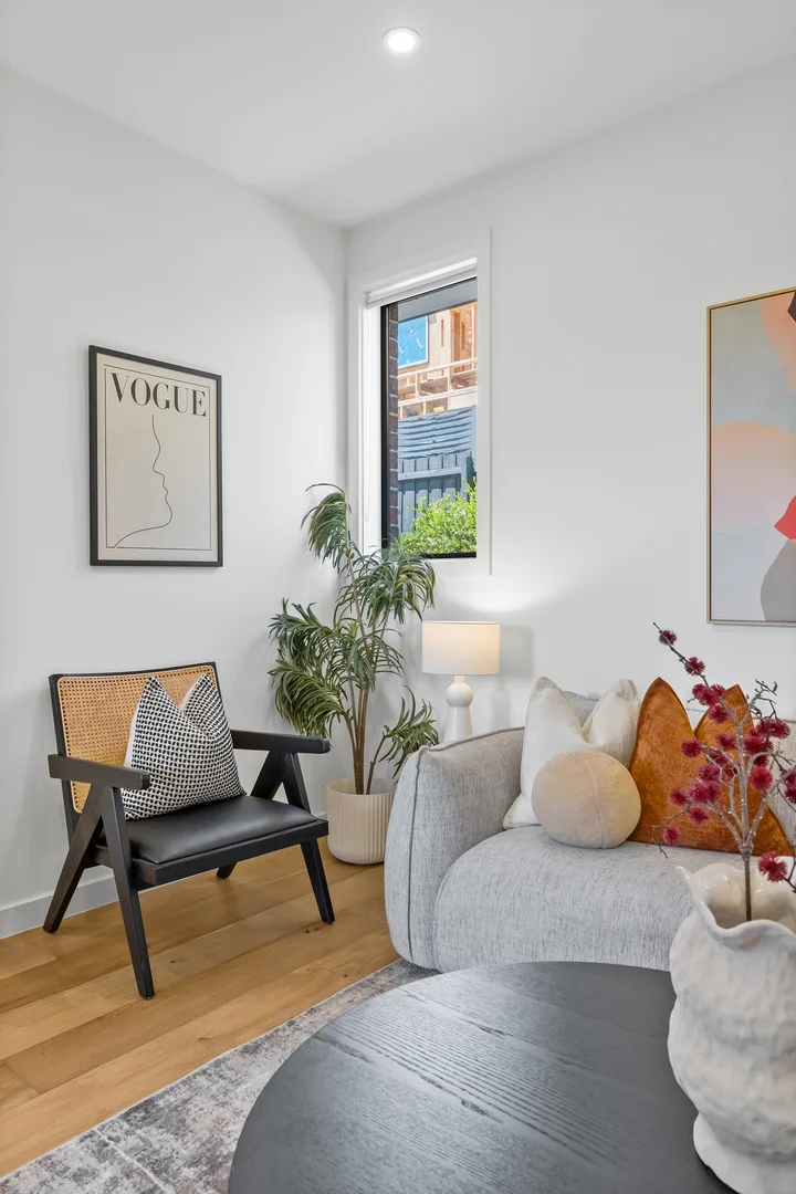 Additional image 4 of 2/7 Daly Street, Doncaster East VIC 3109