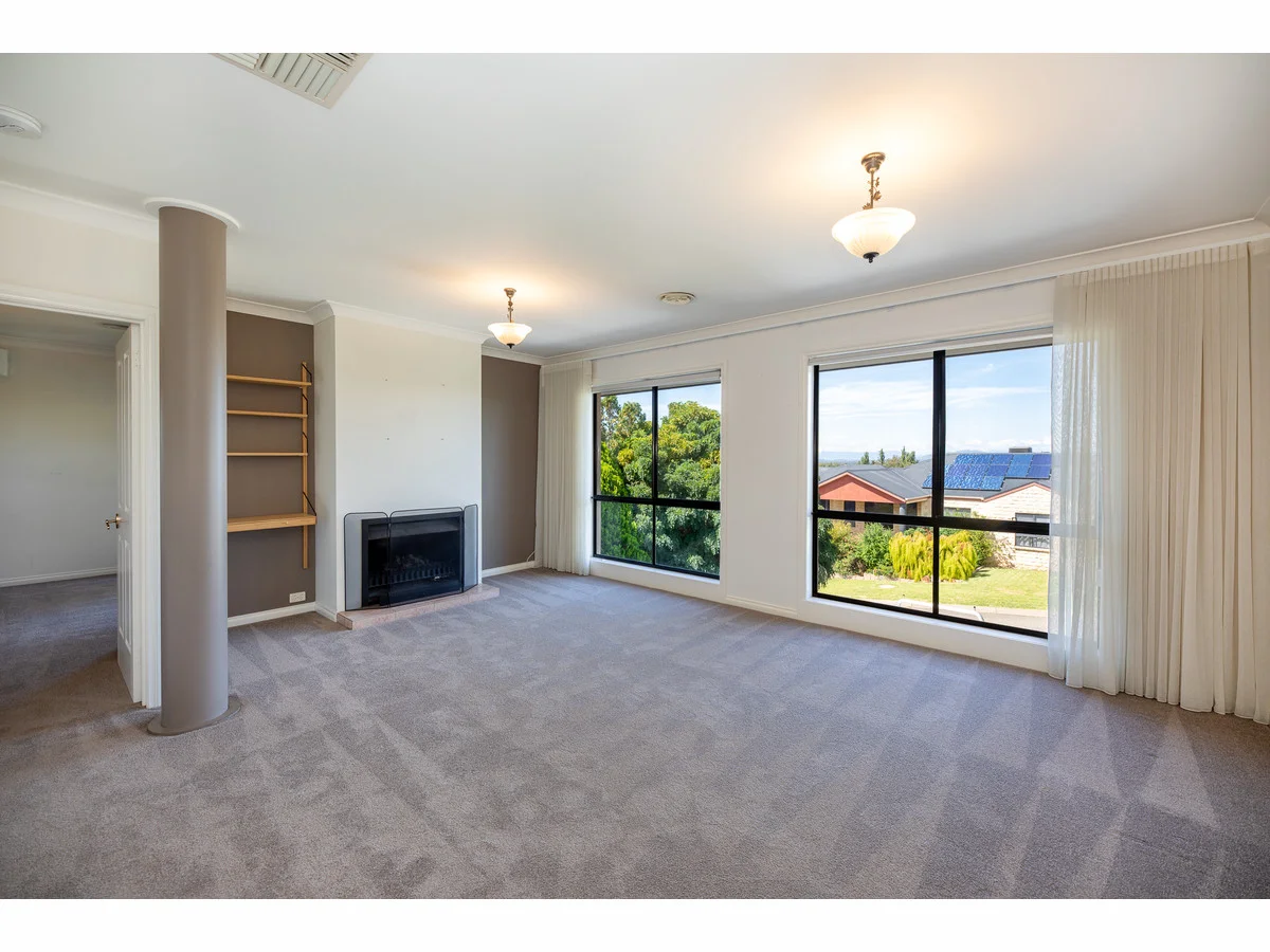 Additional image 12 of 16 Janette Court, Lavington NSW 2641