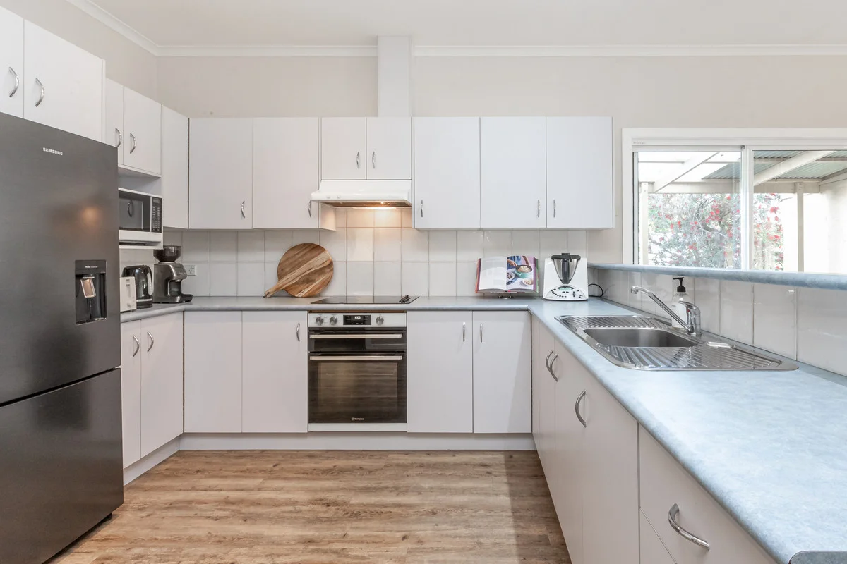 Additional image 5 of 23 Bridge Road, Bushfield VIC 3281