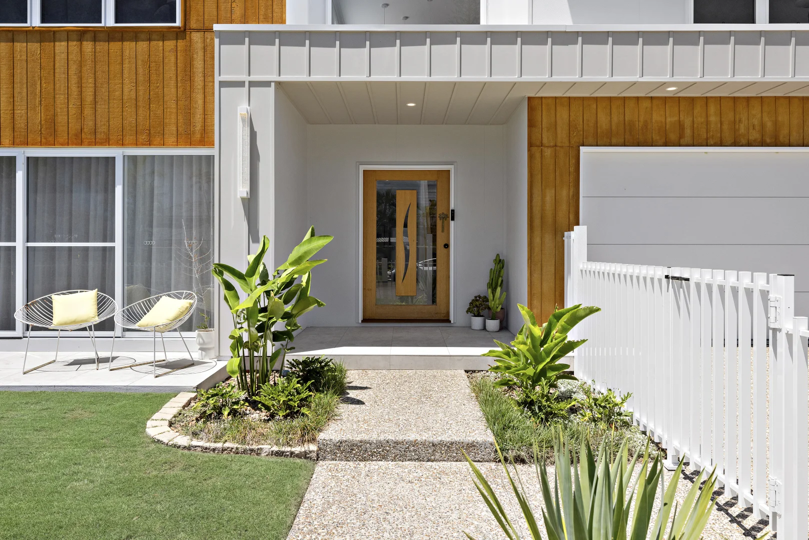 Additional image 3 of 1 Winch Close, Raby Bay QLD 4163