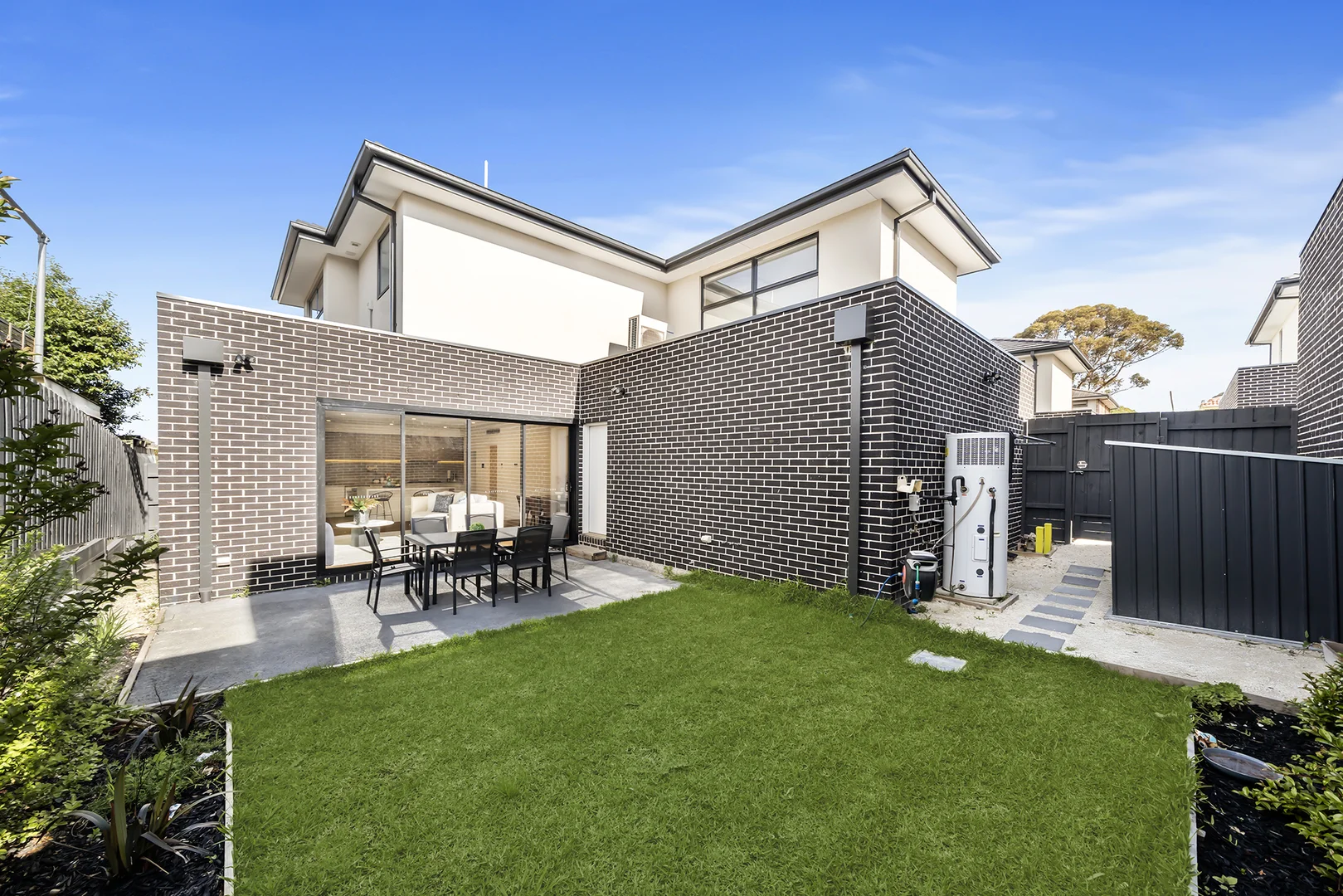 Additional image 11 of 5/21-23 Inverell Avenue, Mount Waverley VIC 3149