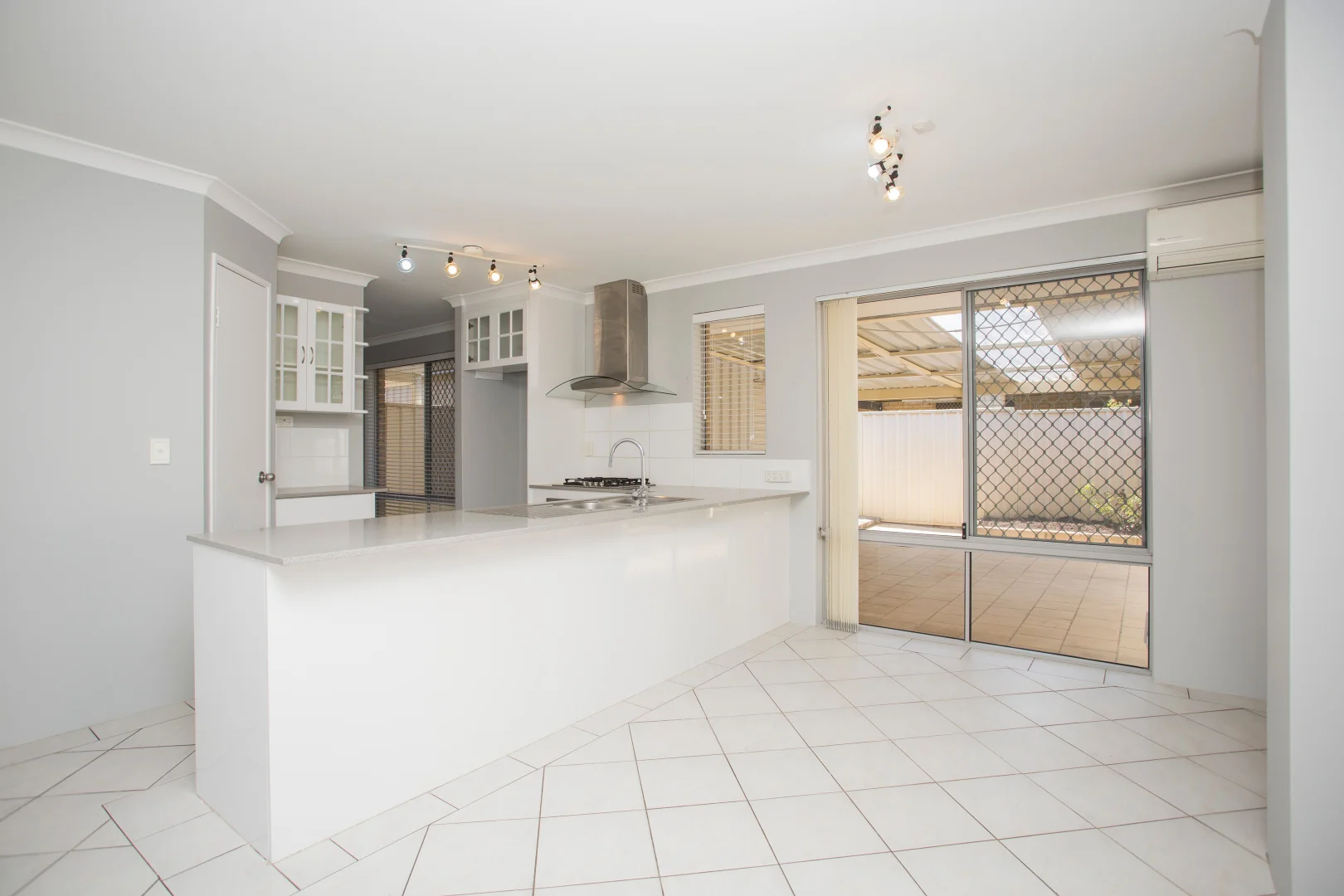 Additional image 17 of 28 Carpenteria Cres, Kenwick WA 6107