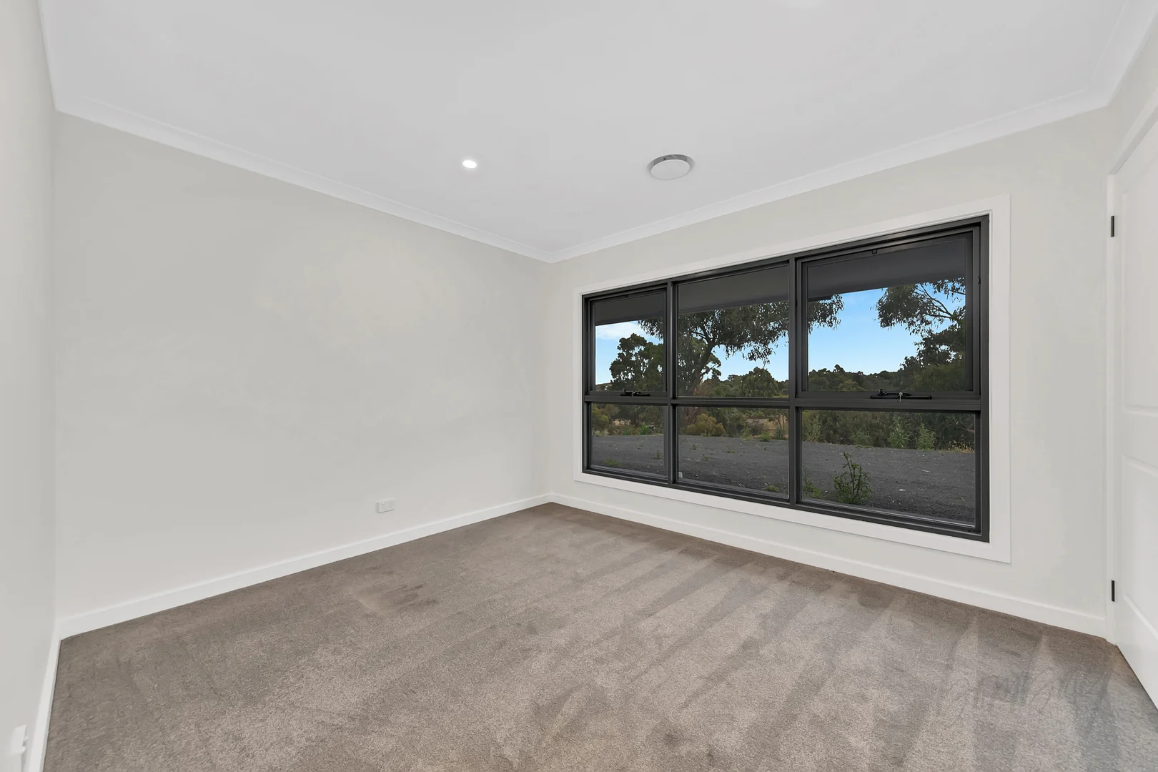 Additional image 15 of 30 Woodside Court, Eden Park VIC 3757