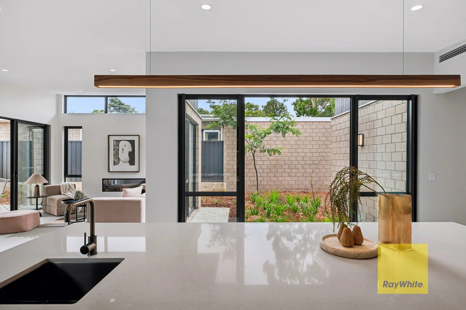 Additional image 7 of 13 Crestview Crescent, Kalamunda WA 6076