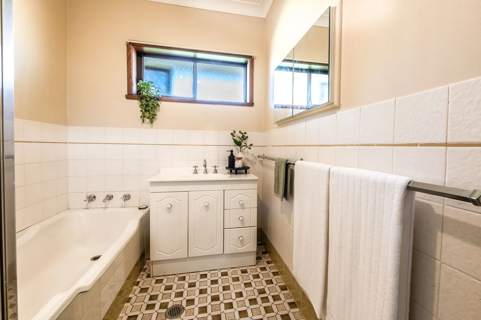 Additional image 13 of 329 Charles Street, South Albury NSW 2640