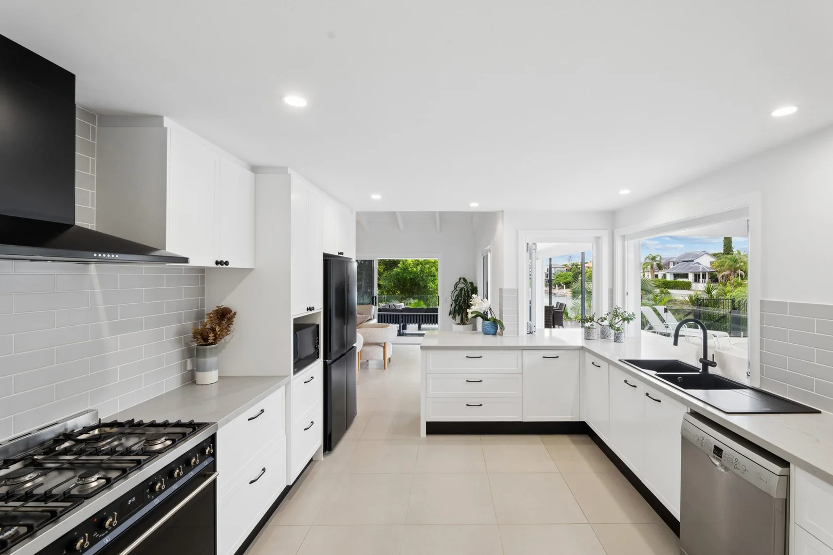 Additional image 8 of 4 Aran Court, Sorrento QLD 4217