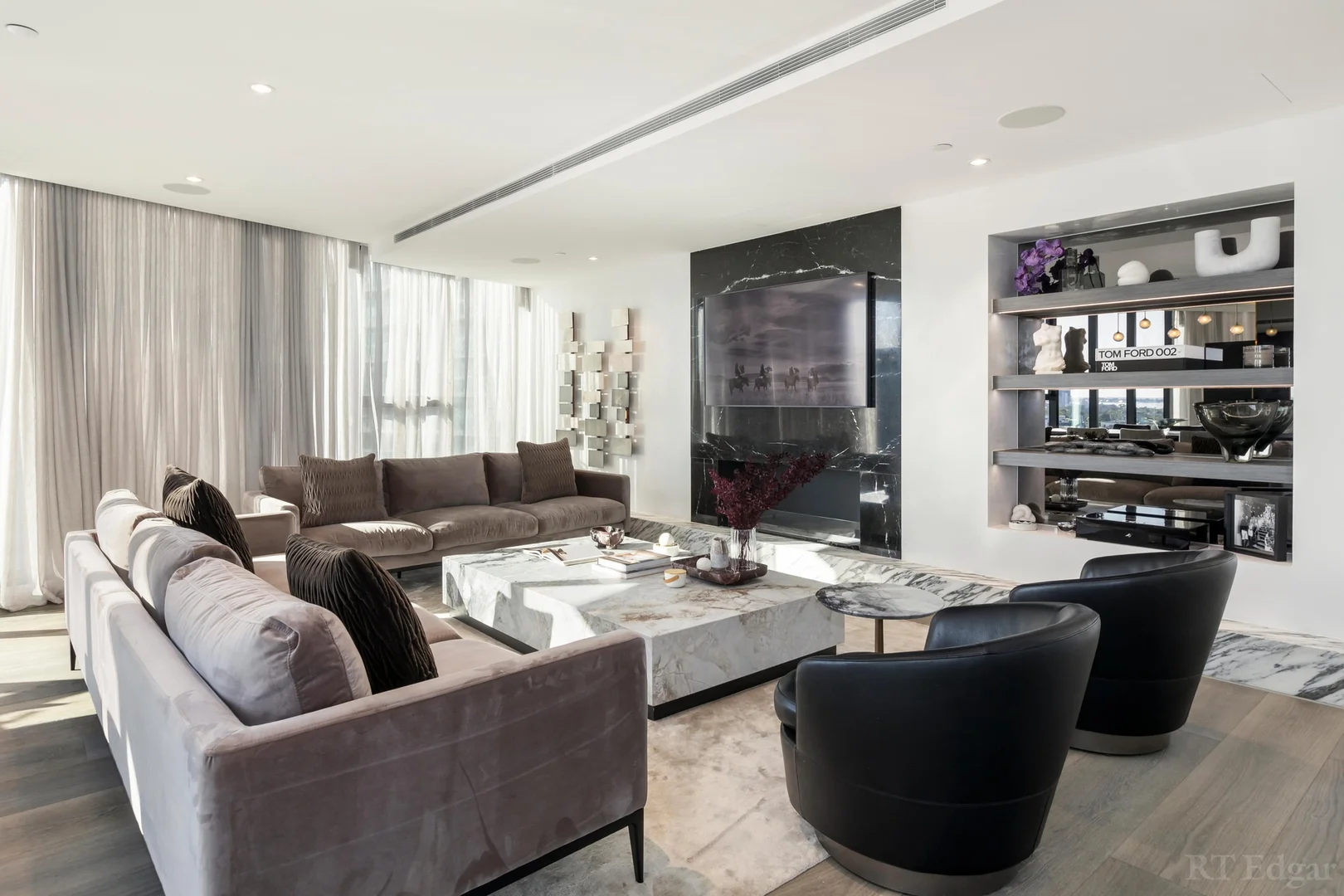 Additional image 6 of 1405/8 Bowen Crescent, Melbourne VIC 3004
